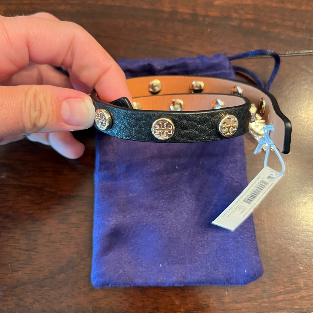 NWT Tory Burch Double wrap logo stud bracelet.